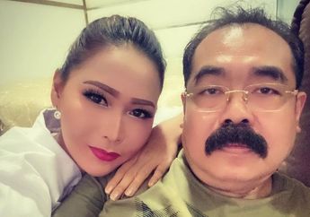 Keluarga Sang Suami Keturunan Tionghoa, Inul Daratista Ikut Rayakan Imlek