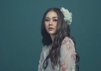 Iseng Tutup Hidung saat Mandi Berujung Gendang Telinga Bocor, Aura Kasih Jalani Operasi: Pake Dibor Segala Tulangnya