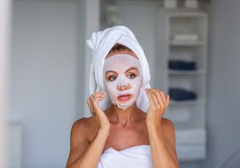Hindari 5 Kesalahan Penggunaan Sheet Mask yang Buat Khasiatnya Hilang!