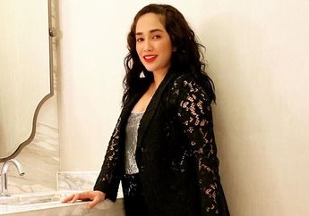 Nggak Heran Ussy Sulistiawaty Ngaku Hilangkan Stres dengan Cium Aroma Parfum, Ternyata Hal Ini Juga Punya 10 Manfaat Buat Kesehatan