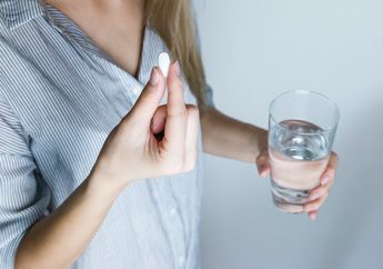 4 Tips Minum Obat agar Bisa Menelan Kapsul atau Pil dengan Mudah