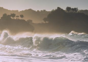 9 Arti Mimpi Gelombang Laut Tinggi, Pertanda Ledakan Emosi hingga Perubahan Besar dalam Hidup
