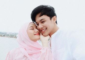 Rey Mbayang Pamer Kemesraan dengan Dinda Hauw yang Sedang Hamil, Netizen Dibuat Mengkhayal Wajah Calon Buah Hati Mereka : Gak Kebayang Cakepnya Anaknya Nanti