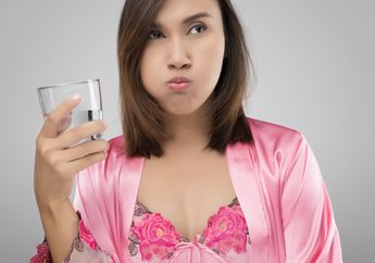 Kupas Tuntas Manfaat Air Garam Untuk Sakit Tenggorokan, Ini Penjelasan Ahli Medis!