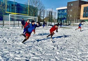 Kalah Telak dari Manchester City, Garuda Select Tumbang Sejak Serangan Pertama