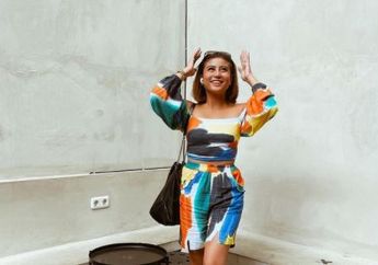 Ikut Terjun Jadi Aktivis Relawan Bencana Banjir di Kalsel, Awkarin Sampaikan Pesan Singkat yang Menohok dari Orang Tuanya: Emang Apa sih Standar Kaya?