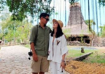 Baru Kemarin Dikonfirmasi Akan Menikah, Tepat Hari Ini Ririn Ekawati dan Ibnu Jamil Telah Resmi Menyandang Status Pasangan Suami Istri