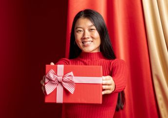  Hati-hati, Jangan Asal-asalan Saat Memberi Hadiah di Malam Tahun Baru Imlek 2021, Berikut 5 Tips Beserta Alasan Lengkapnya! 