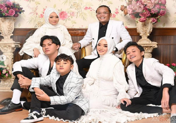 Pernah Rasakan Kehilangan yang Teramat Dalam, Sule Ajak Keluarganya Foto Bareng dan Nikmati Kebersamaan, Sang Komedian: Sebelum Masa Itu Hilang