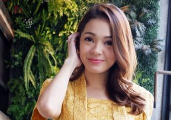 8 Tahun Berumah Tangga Selalu Dipandang Harmonis, Maya Septha Tiba-Tiba Curhat soal Kesendirian dan Kesulitan dalam Menghadapi Masalah Hidup