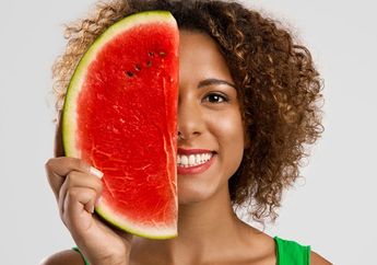 Miliki Wajah Cerah dan Mulus Bebas Flek Hitam dengan Masker Semangka, Yuk Coba!