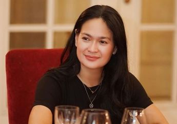 Pantas Bikin Kaum Hawa Iri, Wajah Jadul Donna Harun Ini Tak Jauh Berbeda dari Usianya yang Sudah Menginjak 52 Tahun, Netizen Sampai Puji Setinggi Langit Sang Aktris Senior: Asli Awet Muda