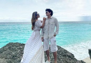 Koar-koar Segera Menikah, Nama Orang Tua Aurel Hermansyah di Undangan Lamaran Atta Halilintar Mendadak Jadi Sorotan, Ada Krisdayanti dan Ashanty