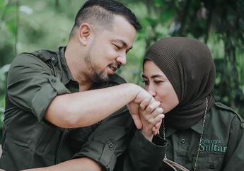 Hidup Rukun Selama 14 Tahun Tanpa Ada Huru-hara dalam Rumah Tangga, Sultan Djorghi Diam-Diam Pernah Rela Syuting Sinetron Tanpa Nama di Skenario Demi Pundi-Pundi Rupiah