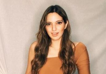 Perdana Naik Pesawat Ekonomi, Nia Ramadhani Sebut Dirinya Kaya dari Lahir, Netizen: Mulai Songong Ya Bund