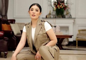 Nindy Ayunda Dampingi Anak-anak Jenguk Askara Parasady Harsono di Rumah Tahanan