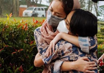 Tepat 1 Tahun Ditinggal Orang Terkasih, Bunga Citra Lestari Akui Jika Hari-harinya dan Noah Masih Terasa Hampa Tanpa Ashraf: Kami Sedang Mengatasinya