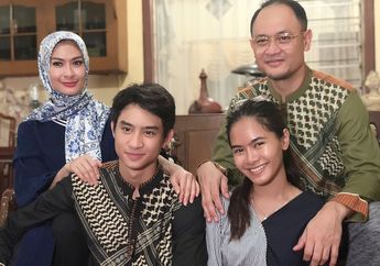 Huniannya Pernah Disatroni Rombongan Ojol, Tengok Penampakan Ruang Keluarga di Rumah Artis Iis Dahlia yang Mengusung Konsep Klasik Modern