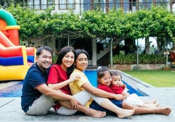 Sarwendah Mendadak Pajang Foto Betrand Peto Berdiri Disangga Tongkat Kruk, Istri Ruben Onsu Ungkap Penyebabnya