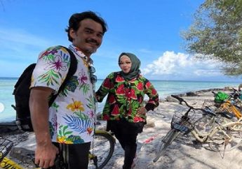 Teddy Syach Akan Buat Tahlilan 7 Harian Rina Gunawan Secara Daring dengan Kapasitas 3 Ribu Orang