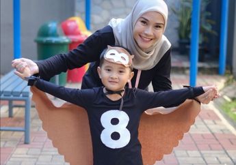 Dikira Keseleo, Ternyata Anak Zaskia Adya Mecca Menderita Selulitis, Ini Gejala yang Perlu Kamu Tahu!