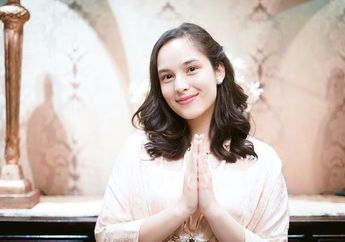 Tampil dengan 2 Gaya Makeup Berbeda, Intip Detail Riasan Wajah Chelsea Islan  yang Tampilkan 2 Sosok Berbeda
