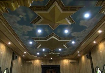 Hartanya Tumpah Ruah, Pria di Subang Bangun Musala Lapis Emas dan Berlian Senilai Rp 11 Miliar, 60 Kuli Bangunannya Kecipratan Rejeki dapat Upah Motor