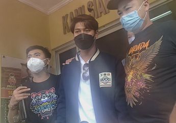 Sambangi Polsek Tanjung Duren, Rizky Billar Berikan Klarifikasi Dugaan Pelanggaran Prokes Saat Buka Restoran