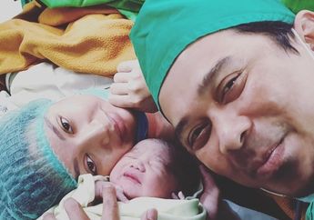 Cerita Angelica Simperler Lahirkan Anak Pertama, Sempat Panik karena Hal Ini