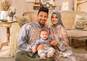 Tren Baju Lebaran 2021: 4 Rekomendasi Online Shop yang Keluarkan Koleksi Baju Muslim 2021 dengan Bahan Sutra yang Lembut!