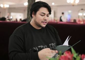 BERITA TERPOPULER: Wajah Ivan Gunawan di Paspor Bikin Petugas Imigrasi Bandara Singapura Kebingungan Saking Bedanya hingga Melaney Ricardo Sering Ungkap Kata Cerai
