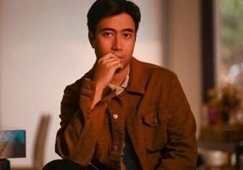 Ulang Tahun di Tengah Pandemi Covid-19, Vidi Aldiano Legawa Rayakan Momen Pergantian Umurnya Bareng Keluarga Lengkap dengan Memakai Atribut Masker