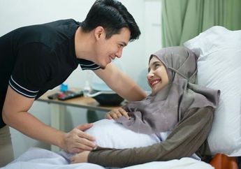 Mimpi Besar dalam Rumah Tangganya 10 Tahun Terakhir Telah Menjadi Nyata, Zaskia Sungkar Justru Bagikan Kondisi Irwansyah Terkapar Tak Bertenaga!