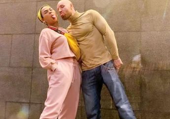 Rumah Tangganya Diisukan Retak, Melaney Ricardo dan Tyson Lynch Bercucuran Air Mata saat Mengenang Momen Awal Mereka Bertemu : Cinta Pandangan Pertama...