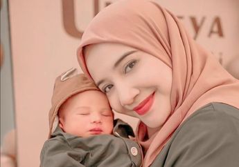 Anaknya Baru Berusia 7 Hari, Zaskia Sungkar Sudah Kenalkan Tummy Time, Apa Manfaatnya untuk Bayi?