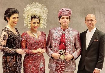 Dampingi sang Keponakan Tersayang di Pelaminan, Inilah Sosok Tante Atta Halilintar yang Gantikan Posisi Lenggogeni Faruk Saat Pernikahan, Bukan Orang Sembarangan dan Punya Profesi Mentereng