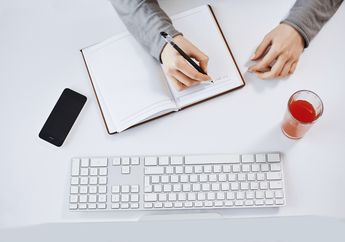 Menurut Ahli, Menulis Apa yang Kita Makan Setiap Hari Bisa Bantu Turunkan Berat Badan, Kok Bisa?