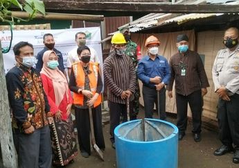 Dana Kemanusiaan Kompas Salurkan Bantuan Rp 240 Juta untuk Pembangunan Jamban Sehat Keluarga Sukun dan Tunjungsekar, Malang, Jawa Timur