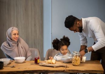 Ajarkan Disiplin dan Menghormati Orang Tua, Berikut 4 Manfaat Puasa Bagi Karakter Anak Jelang Ramadhan 2021