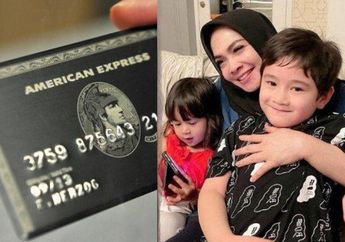  Terlahir Jadi Anak Semata Wayang Sultan Andara, Rafathar Langsung Diberi Black Card oleh Ibunda Nagita Slavina Gegara Merengek Minta Hal Ini, Netizen Geleng-geleng Kepala : Jajannya di Mana Pakai Kartu Kayak Gitu