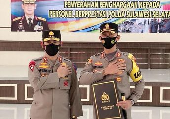 Sukses Bangun Sistem Aplikasi SIGAP, AKBP Andi Sinjaya Raih Penghargaan PIN Emas Kapolri