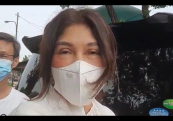 Vika Dewayani, Istri Kedua Adiguna Sutowo, Berikan Doa Kepada Sang Suami Usai Pemakaman