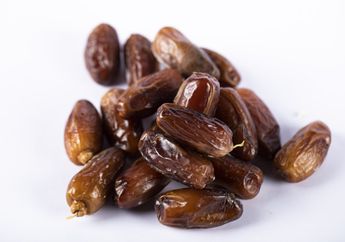 Yakin Buka Puasa Makan Kurma Bikin Sehat? Simak Dulu Aturan Porsinya Agar Tetap Aman