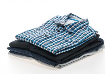 5 Shio Paling Jarang Beli Baju Baru, Suka Pakai Busana Itu-itu Saja Sampai Tak Berbentuk