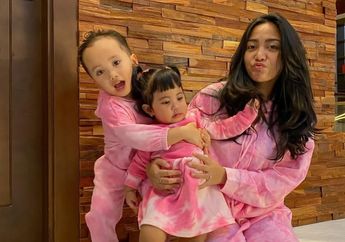 Sebut Dunianya Tak Sempurna dan Juga Cacat, Rachel Vennya Bersyukur Atas Kehadiran Anak-anaknya: Kalian Alasan Aku Kuat!