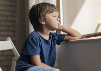 5 Tanda Anak yang Cari Perhatian Akan Menunjukan 5 Hal-hal Ini, Orangtua Wajib Kenali!