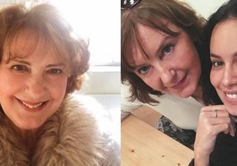 Malah Dikira Kakaknya, Lihat Penampilan Keren Ibu Sophia Latjuba yang Dinilai Awet Muda