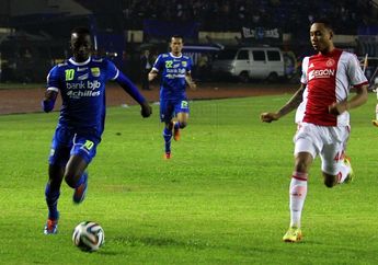 Sejarah Hari Ini - Persib Tahan Imbang Ajax Amsterdam dan Disebut Lebih Bagus dari Persija