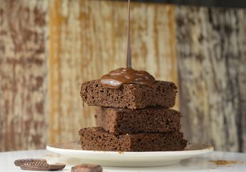 Bikin Brownies Cokelat Lembut Seperti Buatan Bakery, Membuatnya Bisa Menggunakan Rice Cooker!