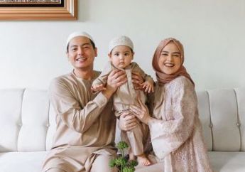 Dulu Pernikahannya Terganjal Restu sang Ayah, Cut Meyriska Kini Boyong Keluarga Besarnya saat Beri Kejutan Ulang Tahun untuk Roger Danuarta